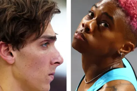 Atletas en la línea de salida del Mundial de Atletismo en Beijing.