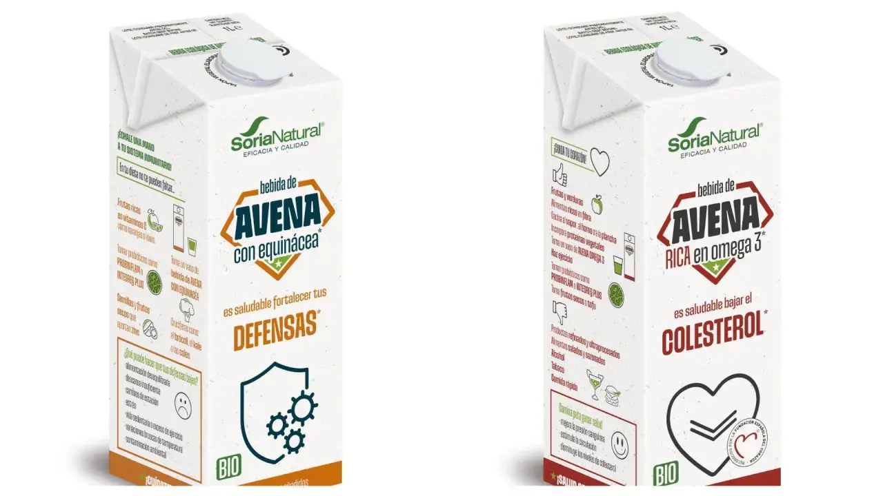 Dos cajas de bebida de avena SoriaNatural. Una destaca por fortalecer las defensas con equinácea, la otra por ser rica en omega 3 y ayudar a bajar el colesterol.