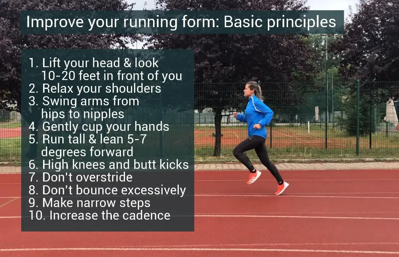 Mujer corre en pista, mostrando la t&eacute;cnica de carrera correcta. Consejos para mejorar tu zancada y postura.